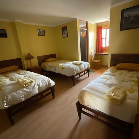 Отель La Casa De Zarela Уарас Экстерьер фото