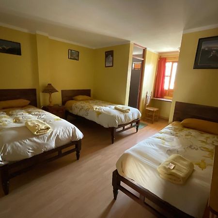 Отель La Casa De Zarela Уарас Экстерьер фото