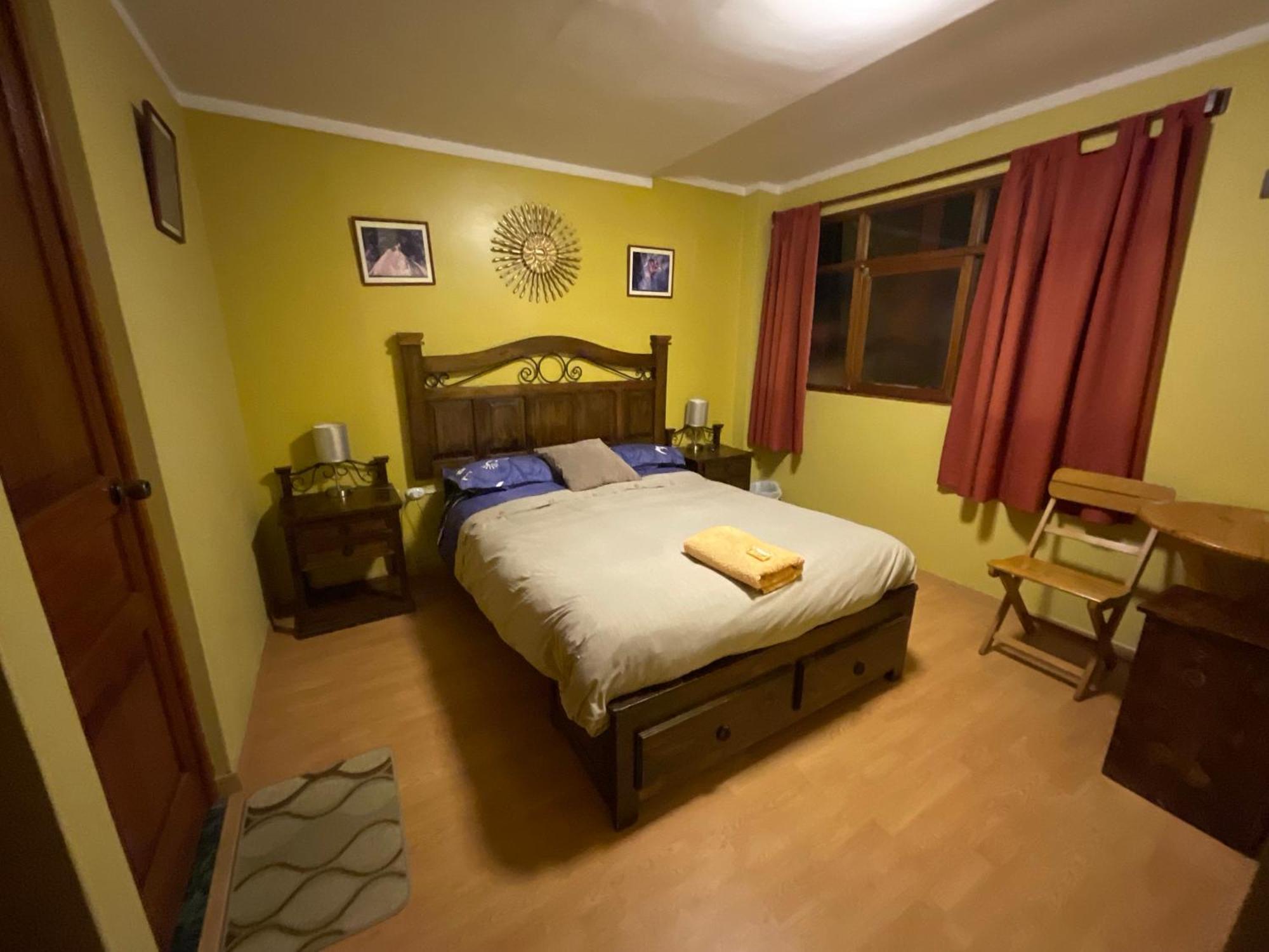 Отель La Casa De Zarela Уарас Экстерьер фото